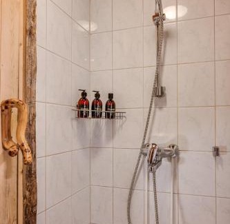 Rukatunturi Apartment | Charming Kuusirinne 2B: Pet-Friendly Cabin by Ruka Slopes
