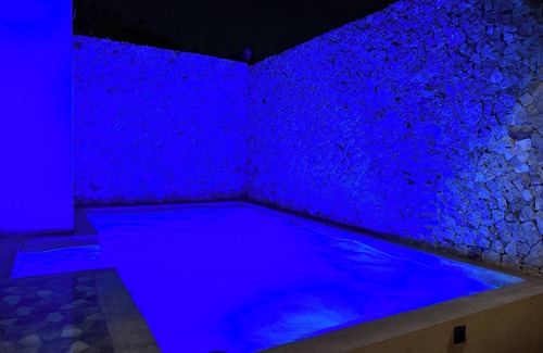 Merida Municipality House | Kuxtal Merida | near the airport and periferico (with office and video games)