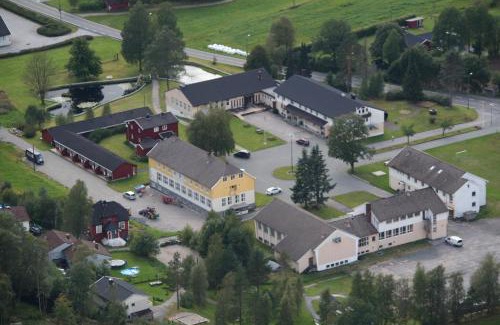 Kvas Resort | Discover Kvåstunet: Family-Friendly Stay with Pool Access