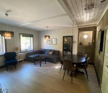 Kvam Apartment | Family-Friendly Kvamseter Lodge with Pet Amenities