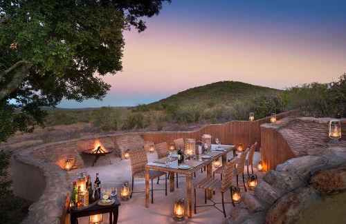 Grahamstown Cabin | Relax at Kwandwe Uplands Homestead with Pool & Breakfast