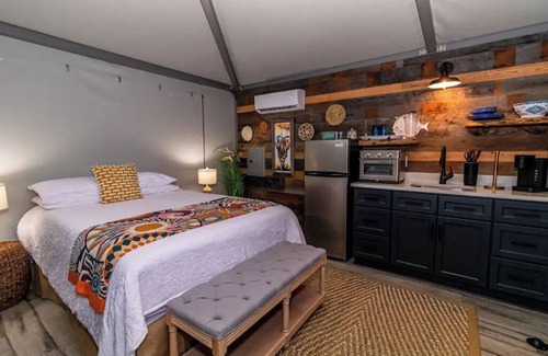 Wirtz Resort | KWANGO, a Luxury Canvas Cabin Experience, at Karoo Smith Mountain Lake n