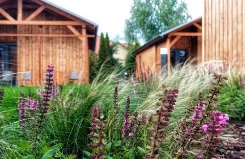 Obrazow Resort | Idyllic Kwitnące Jabłonie: Year-Round Retreat with Amenities
