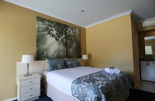 Kyabram Hotel | Discover Comfort at Kyabram Motor Inn - 4-Star Retreat