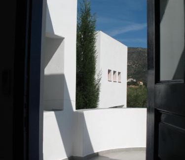 Charakas Apartment | Beautiful Kyfanta Studios & Apartments in Scenic Kyparissi