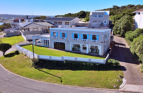 Still Bay House | Relax at Kykmar Beach House: Family-Friendly Retreat