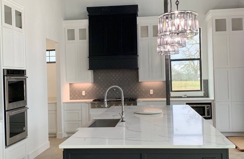 Somerville House | Modern Home with Pool & Hot Tub Near Kyle Field Views