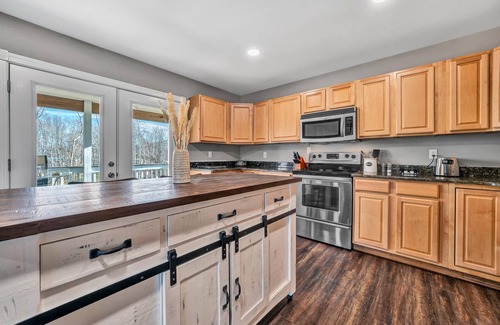 Penhook House | Relaxing Retreat at Kyle's Place Near Smith Mountain Lake