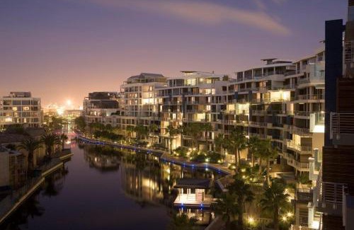 Victoria and Alfred Waterfront Apartment | Discover Kylemore 405 B: Family-Friendly with Pool Access