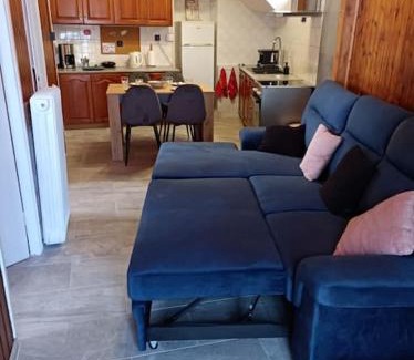 Aigio Apartment | Experience KYMA: Nature, History & Family-Friendly Comfort