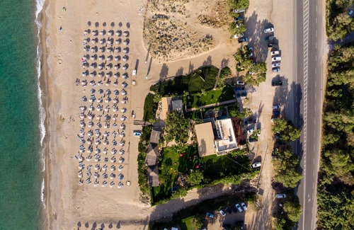 Filaki House | Oceanfront Kyma Seaside Apartment at Episkopi Beach