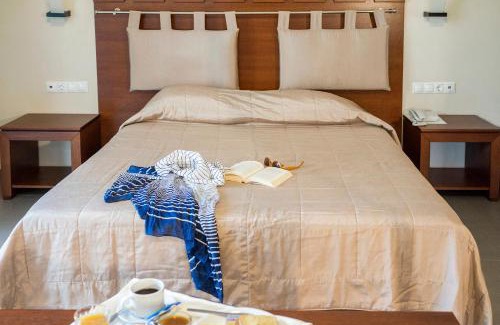 Enoria Hotel | Discover Kymi Palace: A 4-Star Oceanfront Retreat