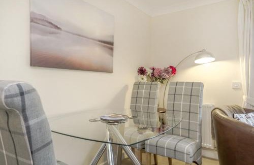 Monmouth House | Kymin View: Family-Friendly 4-Star Retreat with Top Ratings