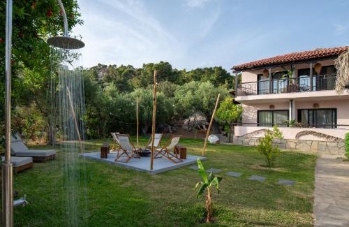 Elia Apartment | Kynthia Hotel: Guest Rated 9.6 with Oceanfront Views