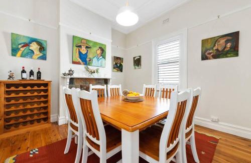 Orange House | Discover Kyogle123: Prime Location & Child-Friendly Stays