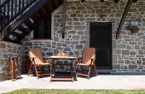 Sithonia House | Discover Kyr Gianni Mansion: 10/10 Rated Family Retreat