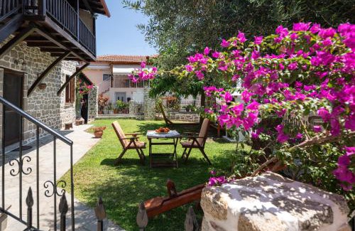 Sithonia House | Discover Kyr Gianni Mansion: 10/10 Rated Family Retreat