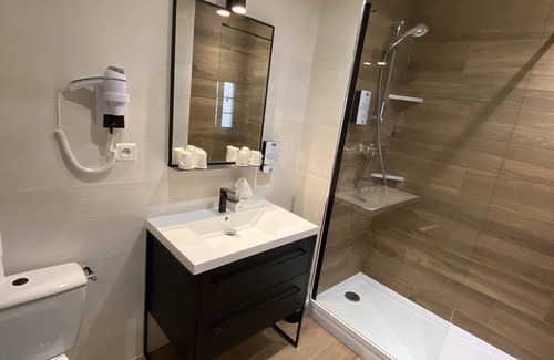 Chalon-sur-Saone Hotel | Convenient Stay at Kyriad Chalon sur Saone Centre