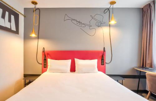 Bonneuil-sur-Marne Hotel | Comfortable Stay at Kyriad - Créteil with Pool & Restaurant