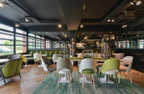 Crepy-en-Valois Hotel | Pet-Friendly Retreat at Kyriad Crepy En Valois, Rated 8.1