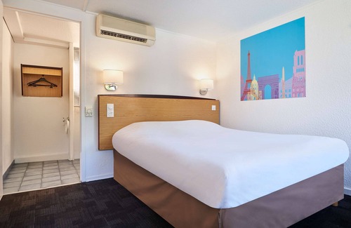 Evreux Hotel | Comfortable Kyriad Direct Evreux: Family-Friendly Stay
