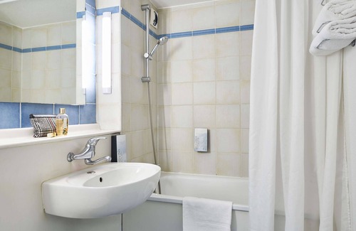 Chasse-sur-Rhone Hotel | Comfortable Stay at Kyriad Direct Lyon Sud - Chasse Sur Rhône