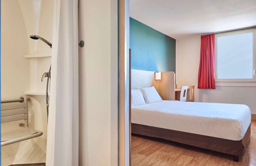 Saint-Avit Hotel | Inviting Kyriad Direct Mont De Marsan - St Avit Awaits You