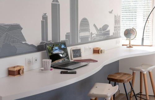 Plaine Centre Ville Hotel | Discover Kyriad Hotel Lyon Givors: Pet-Friendly Getaway