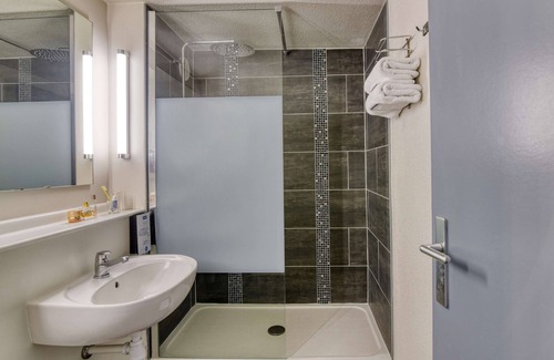 Montauban Hotel | Comfortable Stays at Kyriad Montauban Sud - Albasud
