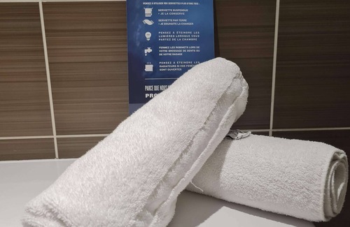 Lattes Hotel | Discover Kyriad Montpellier Sud: Family-Friendly Retreat