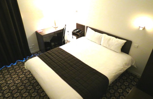 Nuits-Saint-Georges Hotel | Inviting Stay at Kyriad Nuits-Saint-Georges with Pool Access