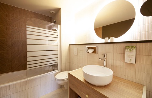 Clermont-Ferrand Hotel | Discover Kyriad Prestige Clermont-Ferrand with Spa & Dining