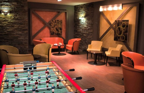 Sausheim Hotel | Relax at KYRIAD PRESTIGE MULHOUSE - Basel with Spa & Pool