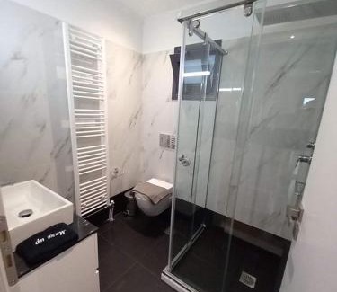 Monemvasia Apartment | Family-Friendly Getaway at KYRIAKOS APPARTMENT - Rated 9.8