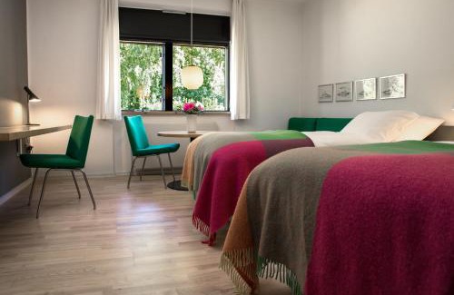 Grena Strand Hotel | Discover Kysthotellet: Oceanfront Getaway with Hot Tub