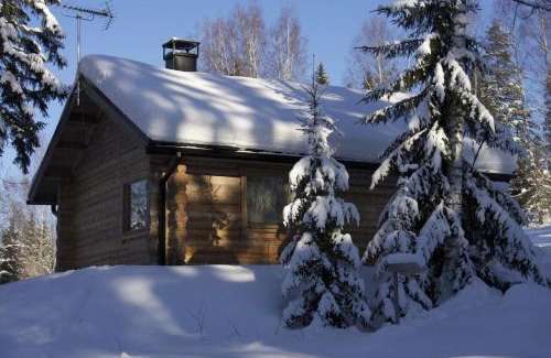 Keuruu Apartment | Discover Kytötupa: Oceanfront Retreat with Private Beach