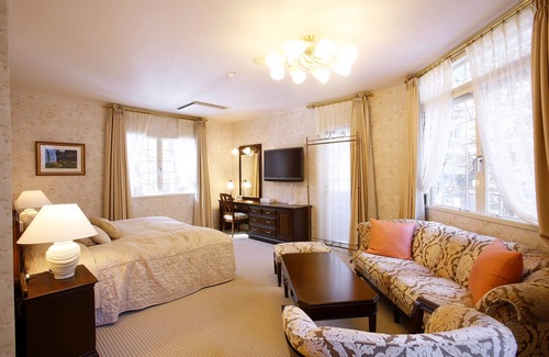 Kyukaruizawa Hotel | Eco-Friendly Retreat at Kyu Karuizawa Hotel Otowa No Mori