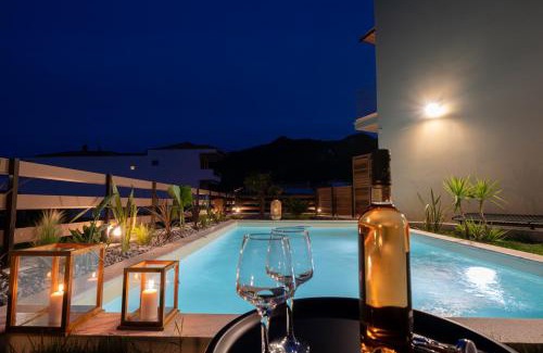 Skala Potamias Apartment | Experience the KYVO: Oceanfront Bliss with Pool Access