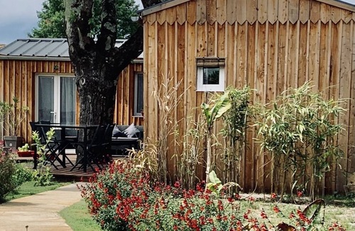 Cazaux Ski Chalet | Discover KZO's Little Chalets: Oceanfront Retreat with Spa