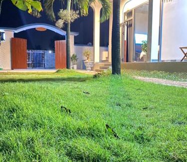 Dong Hoa Apartment | Discover Làng biển HomeStay Phú Yên: Pet-Friendly Retreat