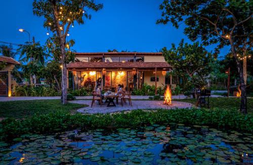 Dong Hoa Hotel | Discover LÀNG MẮM - PAMY Homestay with Oceanfront Views
