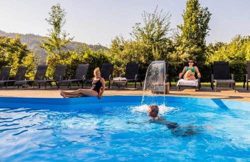Pozlovice Hotel | Experience Nivamare: 4-Star Oceanfront Retreat with Spa