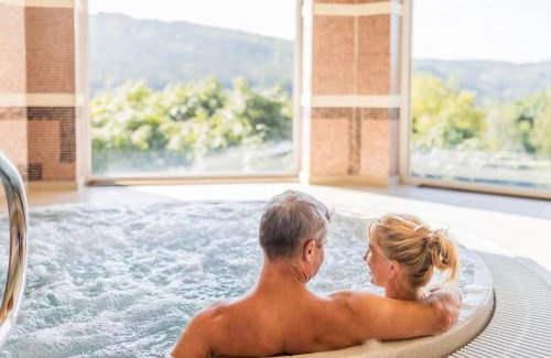 Pozlovice Hotel | Experience Nivamare: 4-Star Oceanfront Retreat with Spa