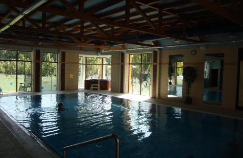 Klasterec nad Ohri Hotel | Relaxing Retreat at Lázně Evženie with Pool & Hot Tub