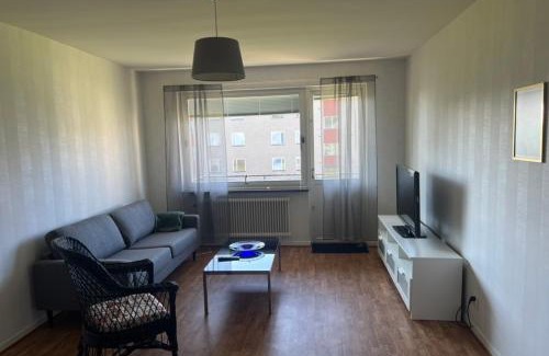 Toreboda Apartment | Cozy Penthouse at the Square - Family Friendly Retreat