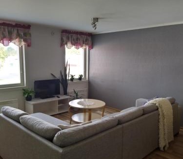 Lapvaartti Apartment | Cozy Stay at Lägenhet Nybrovägen - Child Friendly Retreat