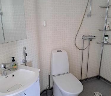 Lapvaartti Apartment | Cozy Stay at Lägenhet Nybrovägen - Child Friendly Retreat