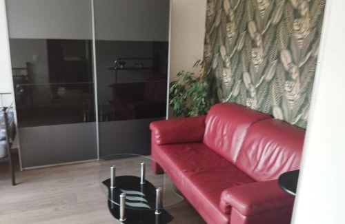 Etzdorf Apartment | Rural Retreat 2: Family-Friendly with Breakfast Included
