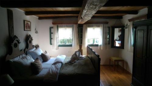 Sisak Apartment | Cozy Getaway for 2 and a Child in Central Croatia