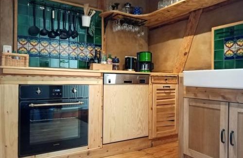 Ermstedt Apartment | Tranquil Retreat Near Erfurt and Gotha with Family Amenities